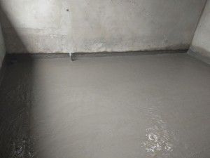 Chống thấm sàn vệ sinh bằng hóa chất tạo màng, cẩn thận khi sử dụng